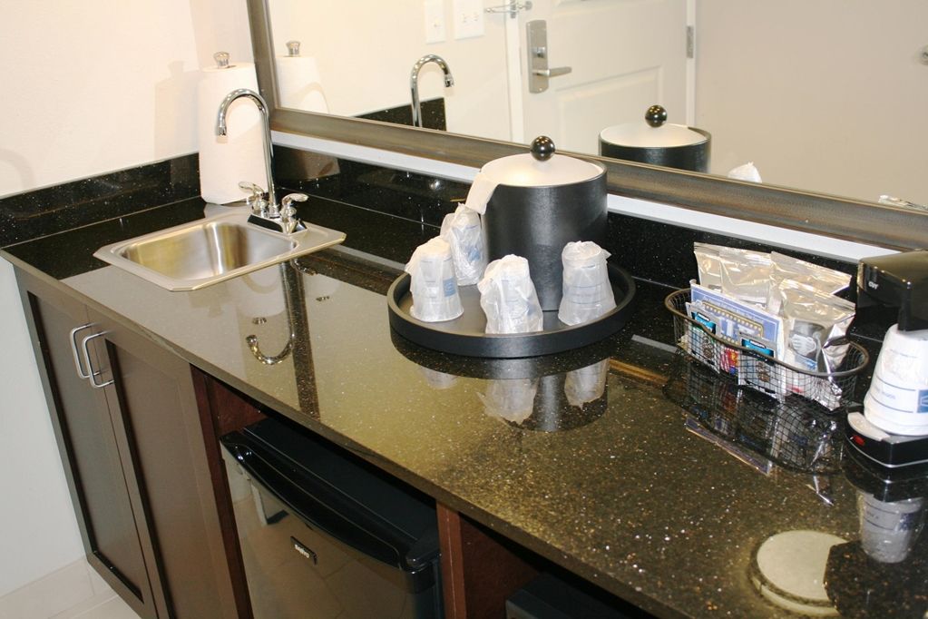 Hampton Inn & Suites Athens/Interstate 65 Room photo